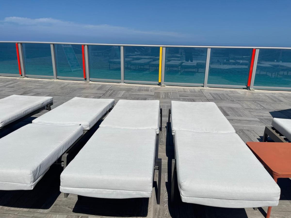 Stay At The Top With Amazing Views By Rent4Us Hollywood Exterior photo